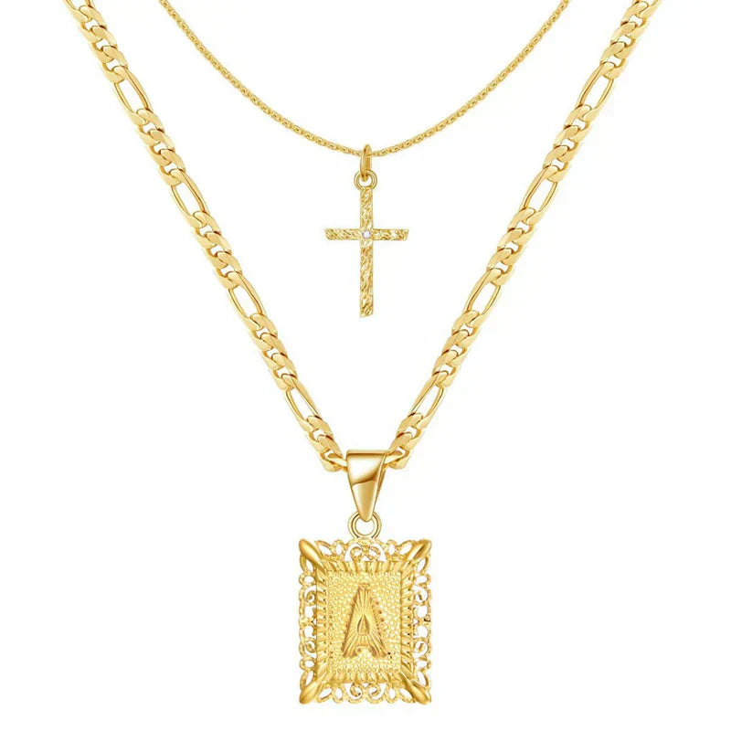 Conjunto de Collares de Oro con Inicial y Cruz