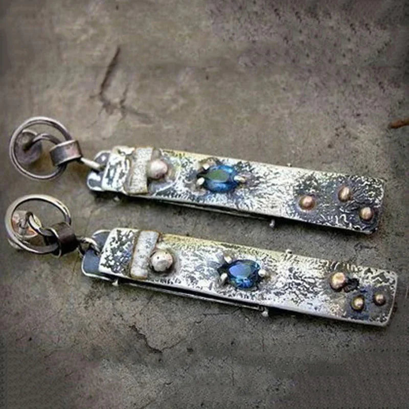 Pendientes artesanales de piedra azul