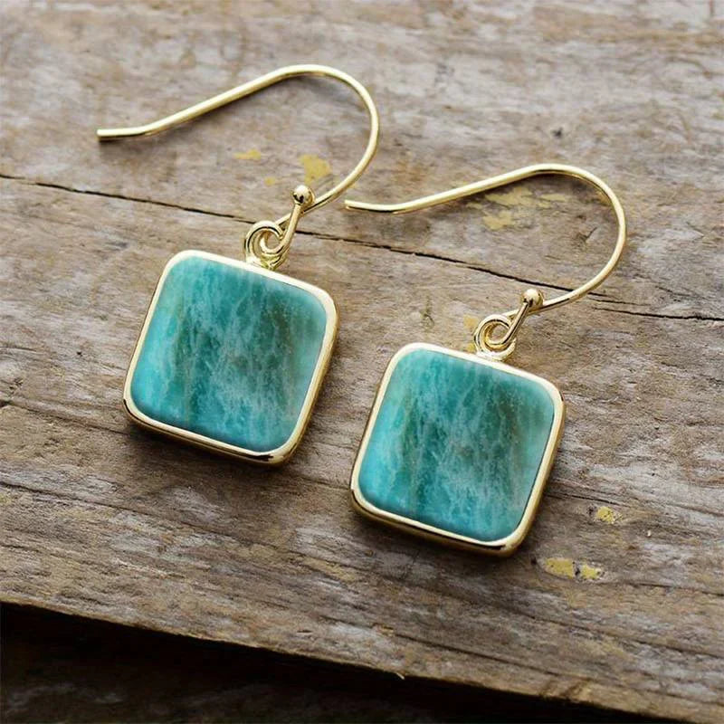 Pendientes vintage con piedra turquesa cuadrada