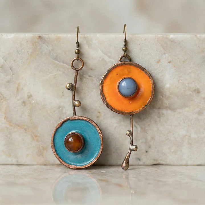 Pendientes vintage asimétricos con grafito en bronce antiguo