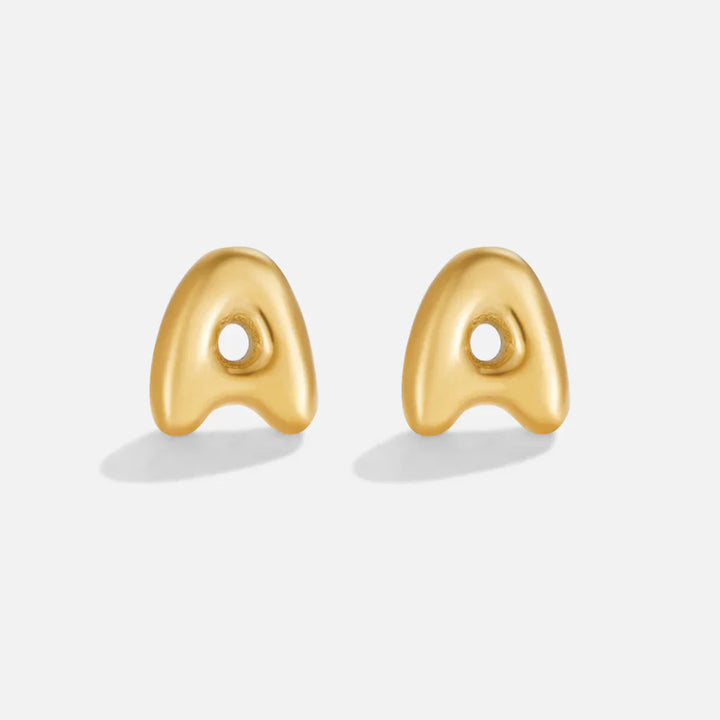 Pendientes de Oro con Letra Burbuja