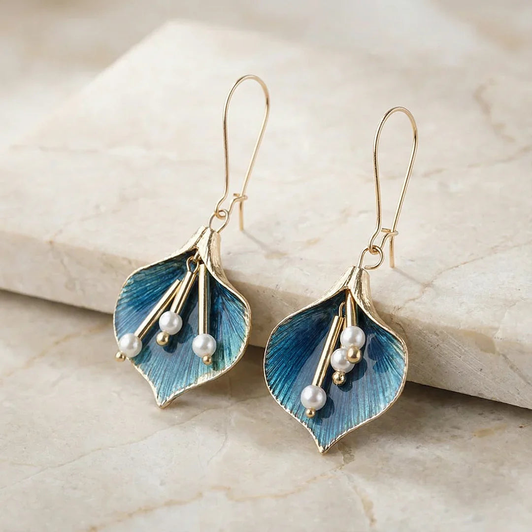 Pendientes vintage con perlas y flores