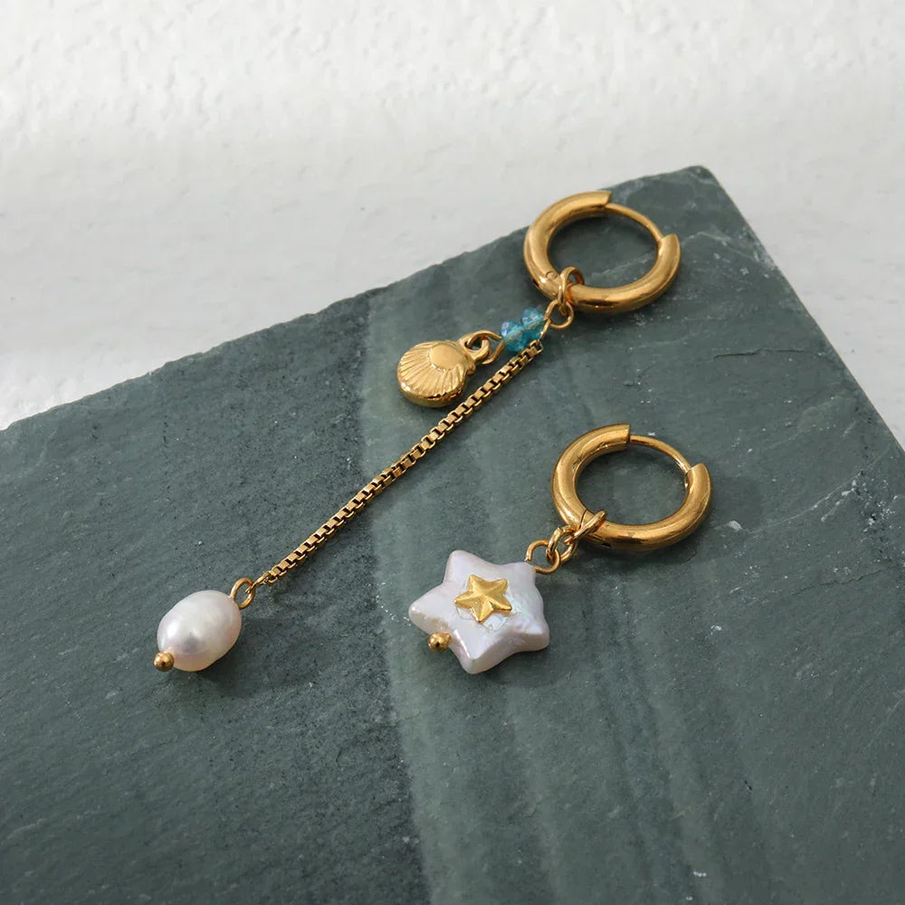 Pendientes Estrella Blanca en Dorado