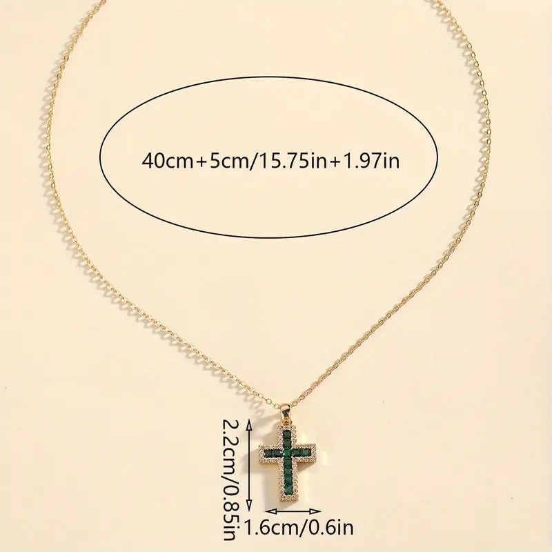 Collar de oro con colgante cruz esmeralda solemne