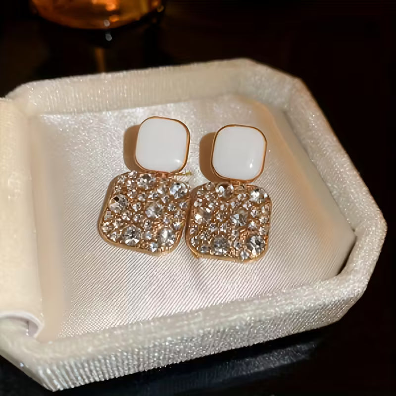 Pendientes colgantes en forma cuadrada