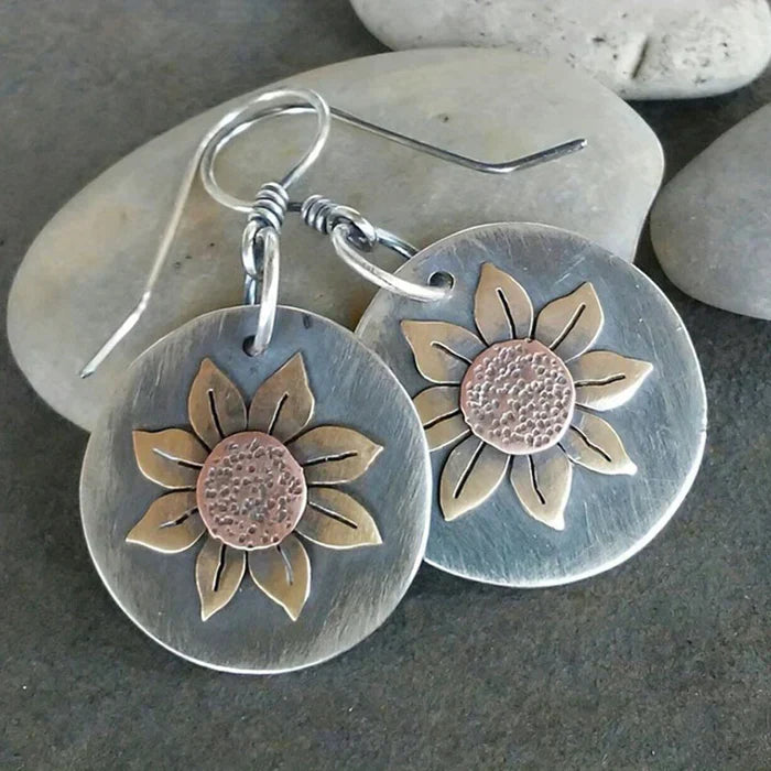 Pendientes vintage redondos con girasoles