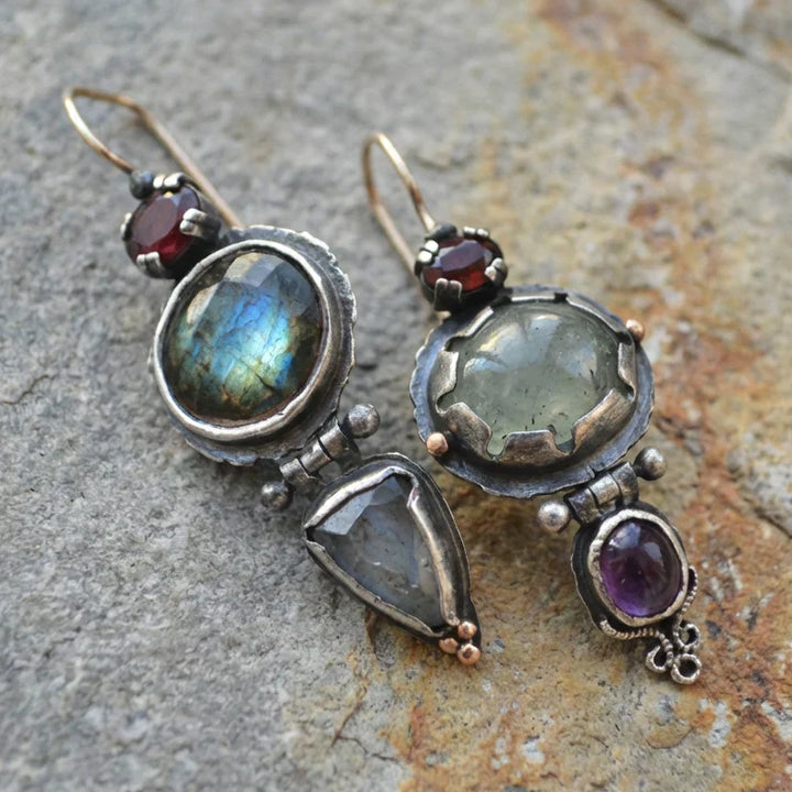 Pendientes vintage con piedra verde