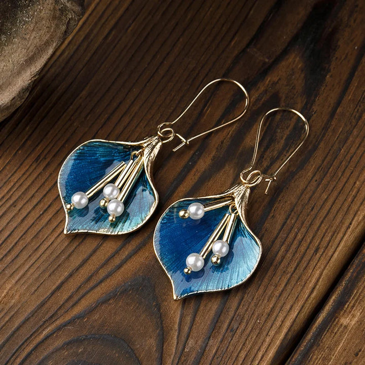Pendientes vintage con perlas y flores