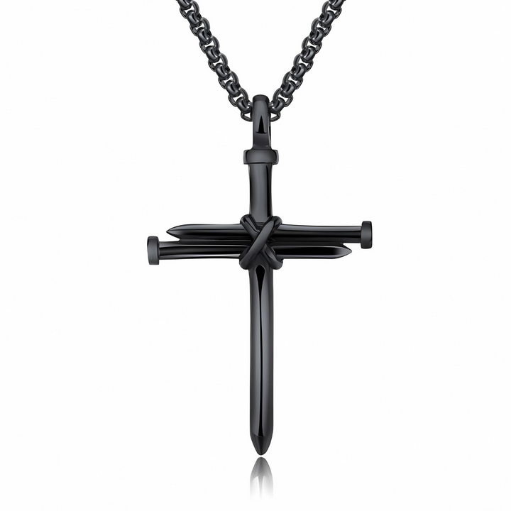 Collar con cruz en forma de clavo
