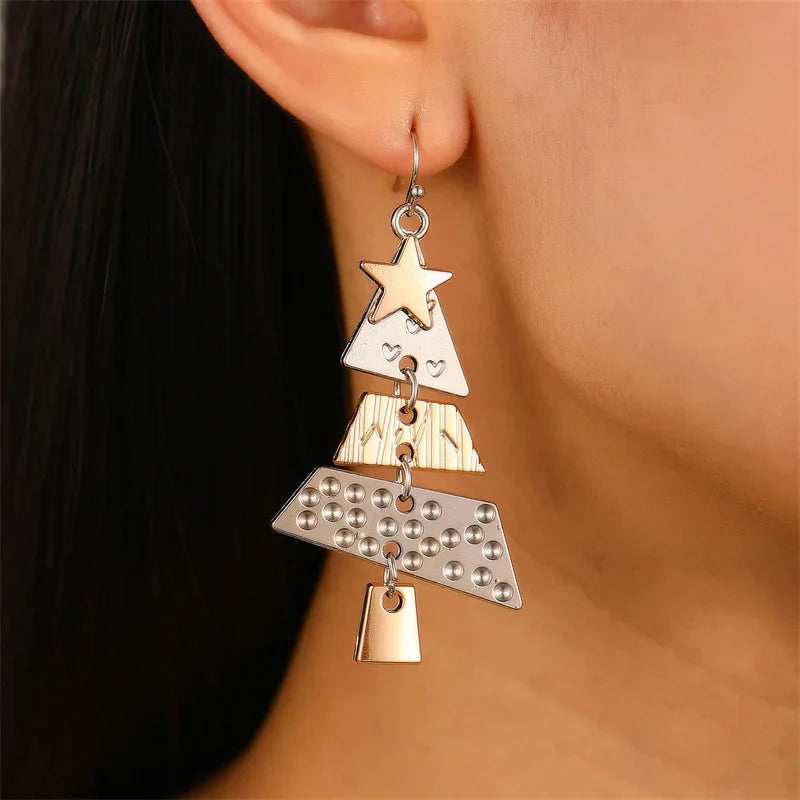 Pendientes colgantes con forma de árbol de Navidad en metal mixto