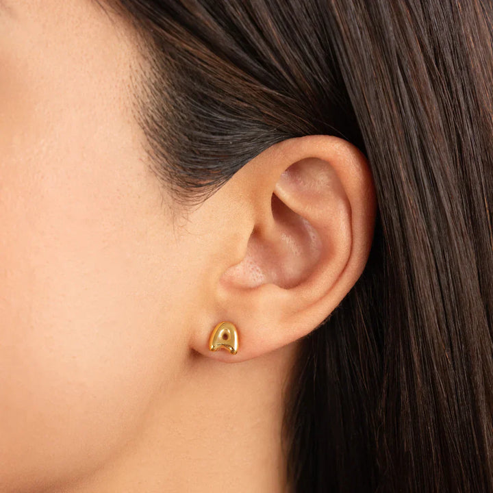 Pendientes de Oro con Letra Burbuja