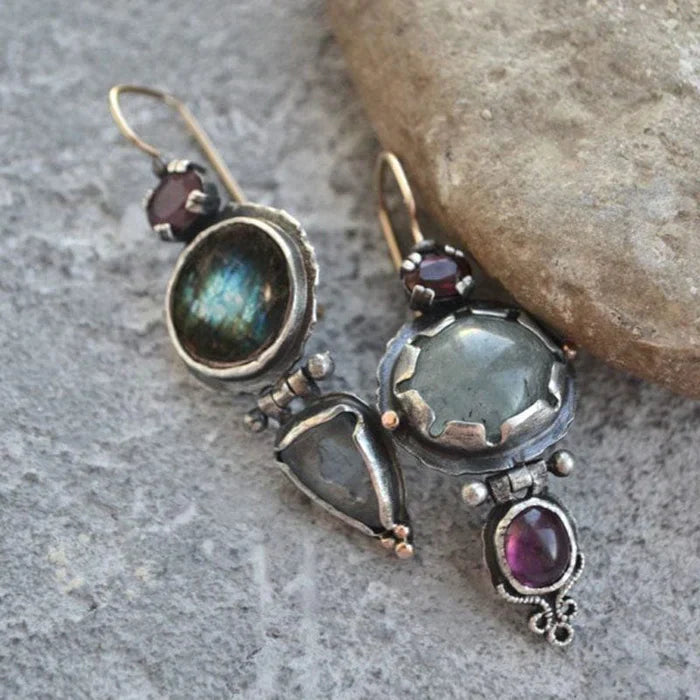 Pendientes vintage con piedra verde