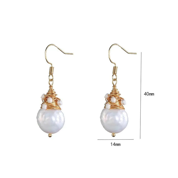 Pendientes retro con perlas de agua dulce en formato especial