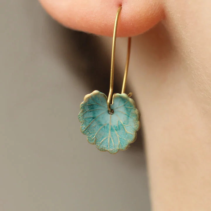 Pendientes vintage con forma de hoja azul
