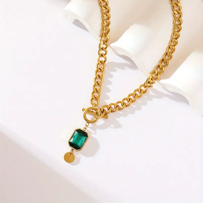 Collar de Oro con Piedra Esmeralda Preciosa