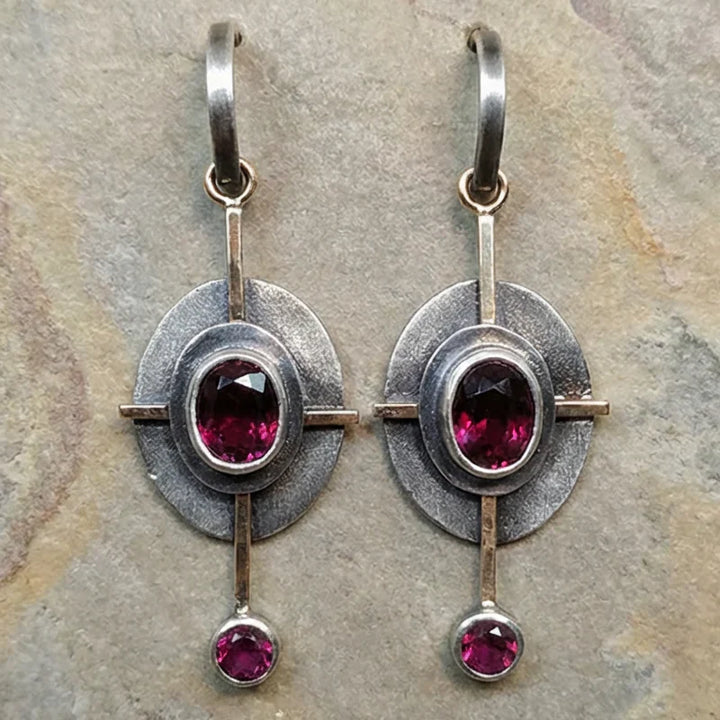 Pendientes boho con cristal de granada en plata de ley