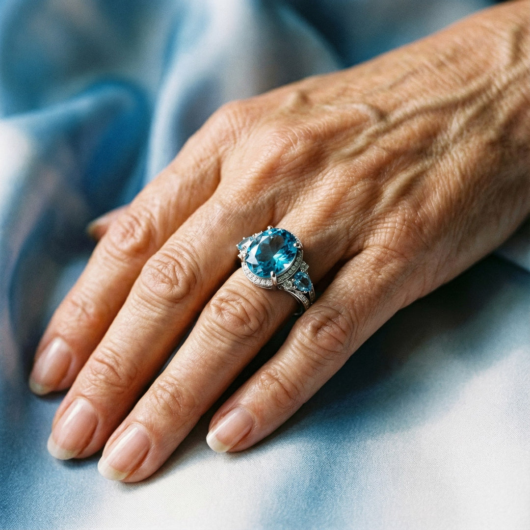 Anillo vintage en plata con cristal azul