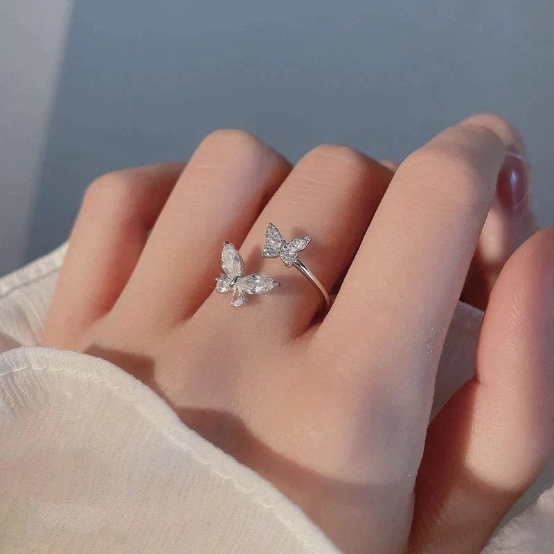 Anillo ajustable Shinny Butterfly en plata