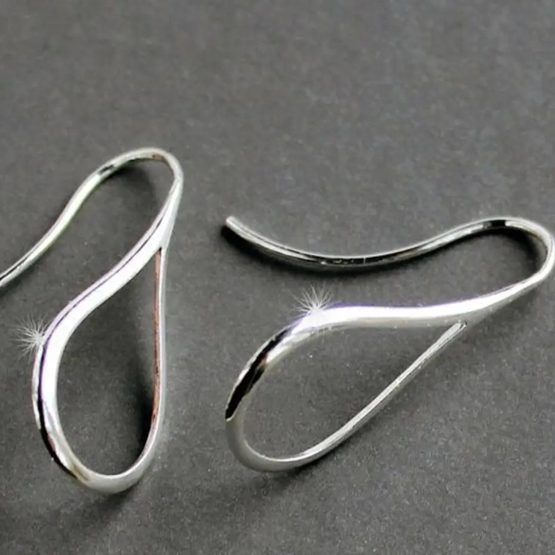 Pendientes vintage huecos con colgante