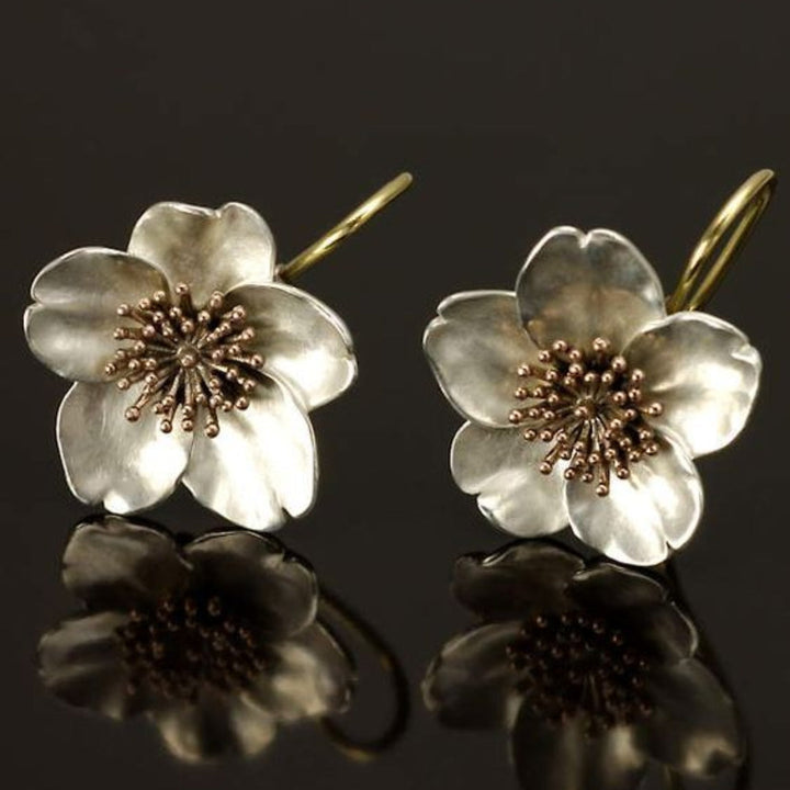 Pendientes vintage en plata y oro con motivos florales