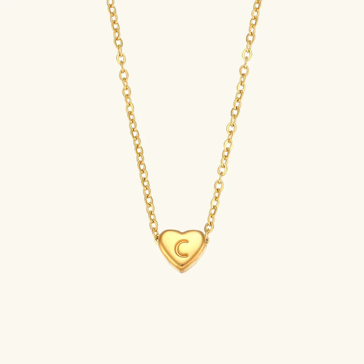Collar de Oro con Inicial de Corazón