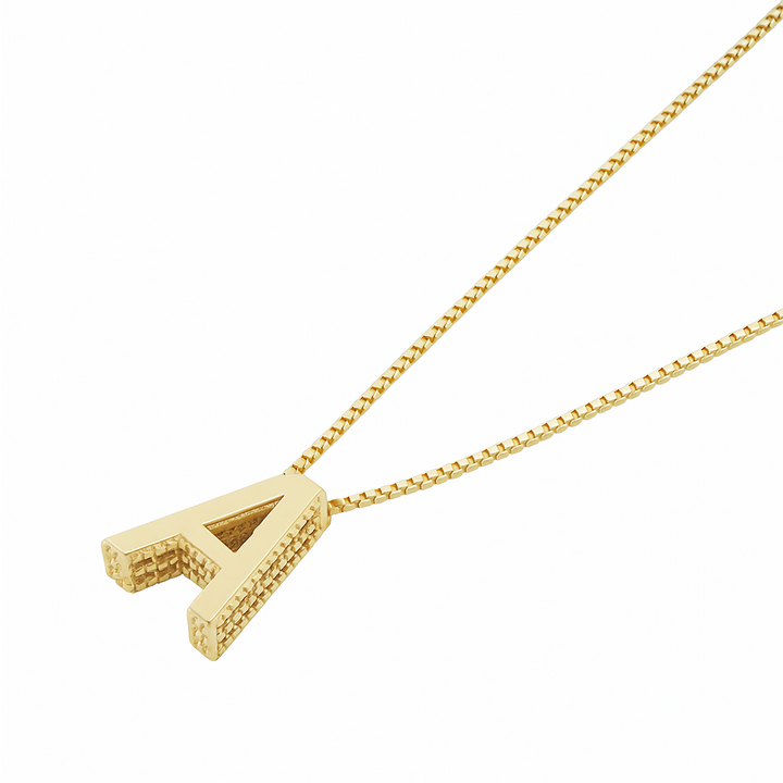 Collar con Inicial de Oro
