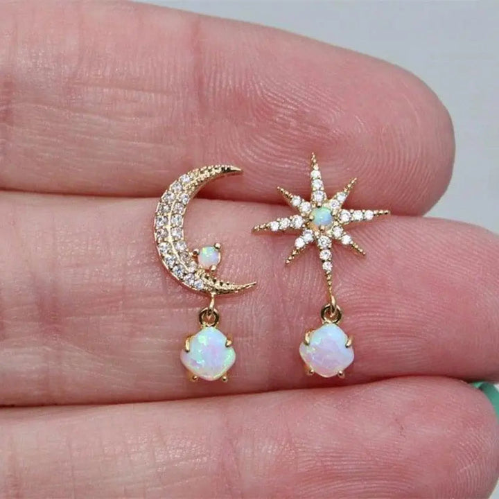 Pendientes de luna y estrella en oro y ópalo