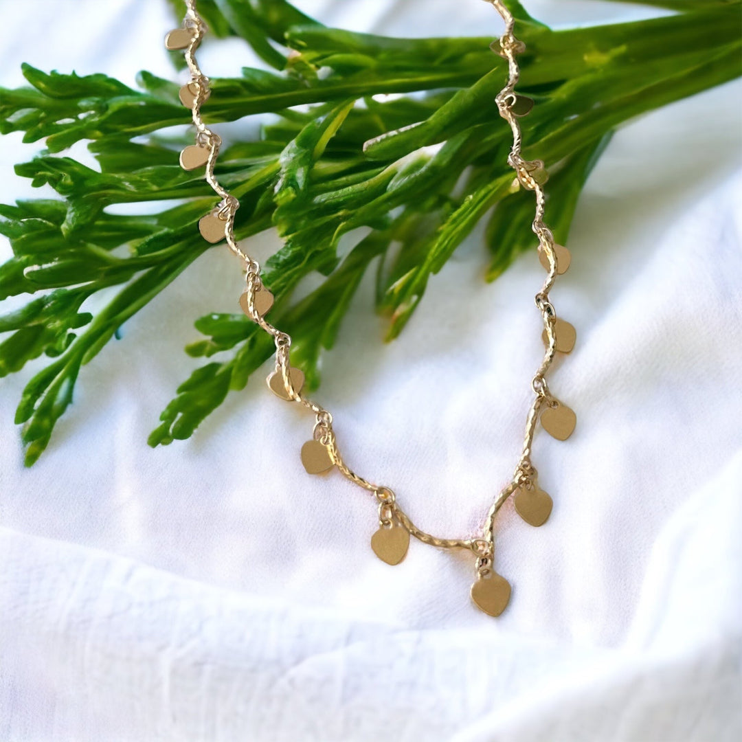 Collar con colgante en forma de corazón Melita