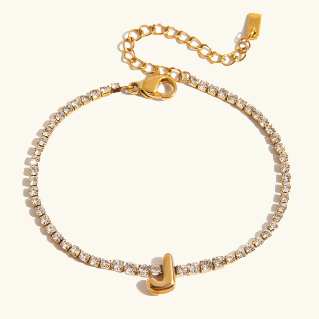 Pulsera Elegante de Oro con Letra en Burbuja