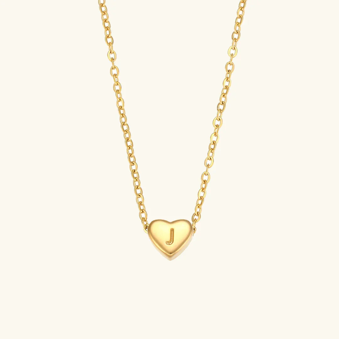 Collar de Oro con Inicial de Corazón