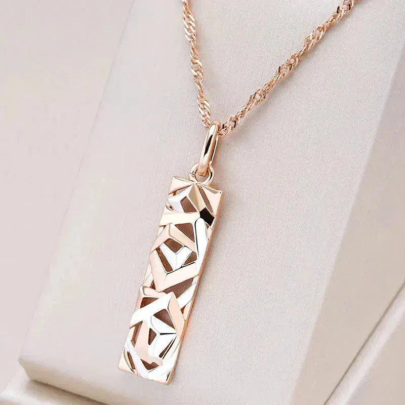 Elegante collar en plata y oro