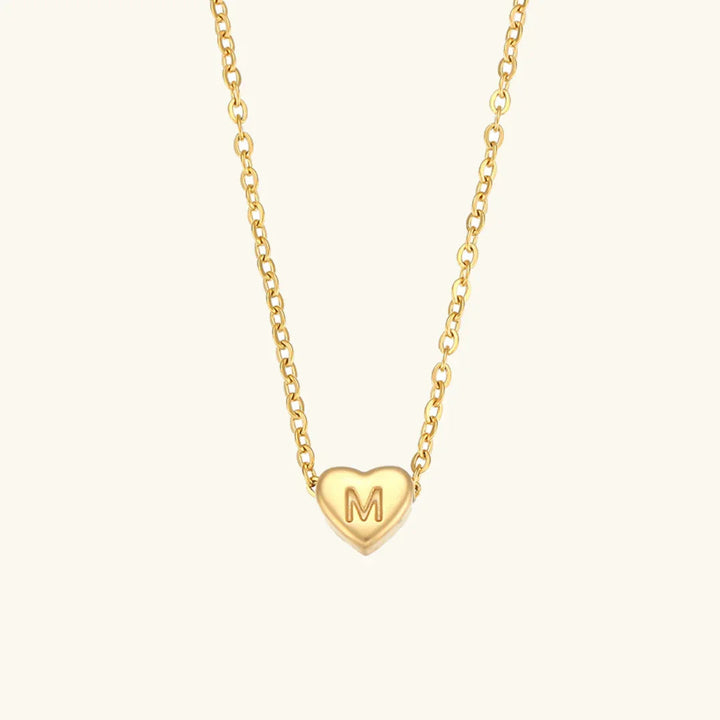 Collar de Oro con Inicial de Corazón