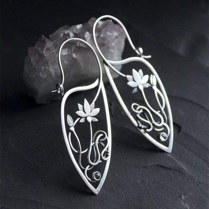 Pendientes de plata de ley con flor de loto