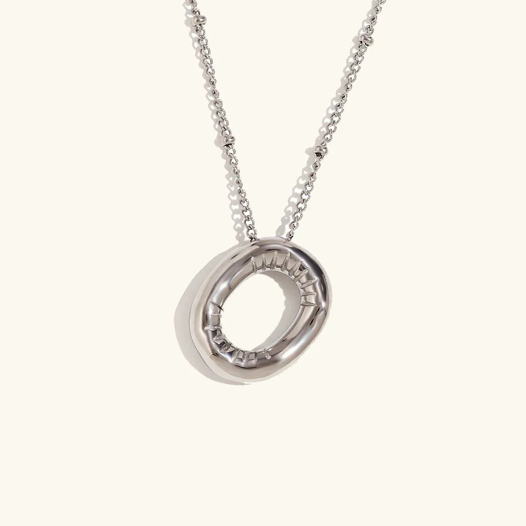Collar de Oro con Inicial Balloon