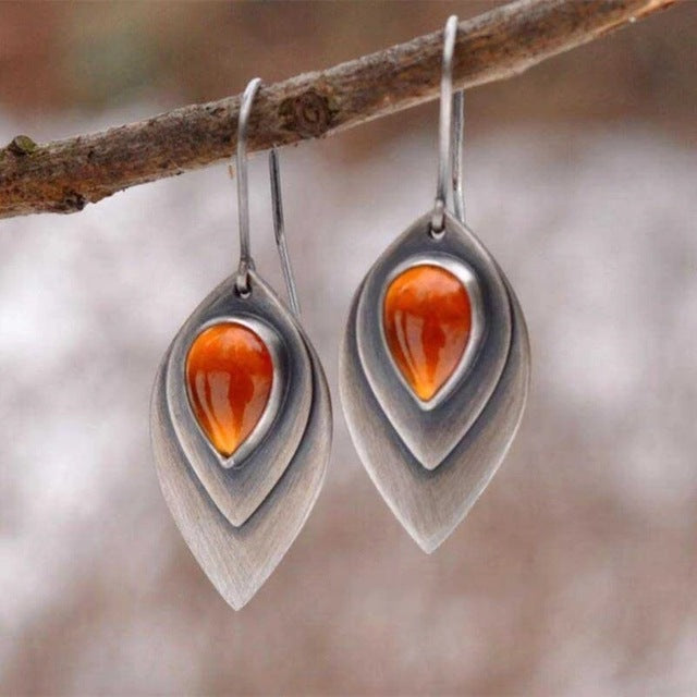 Pendientes vintage con piedra naranja