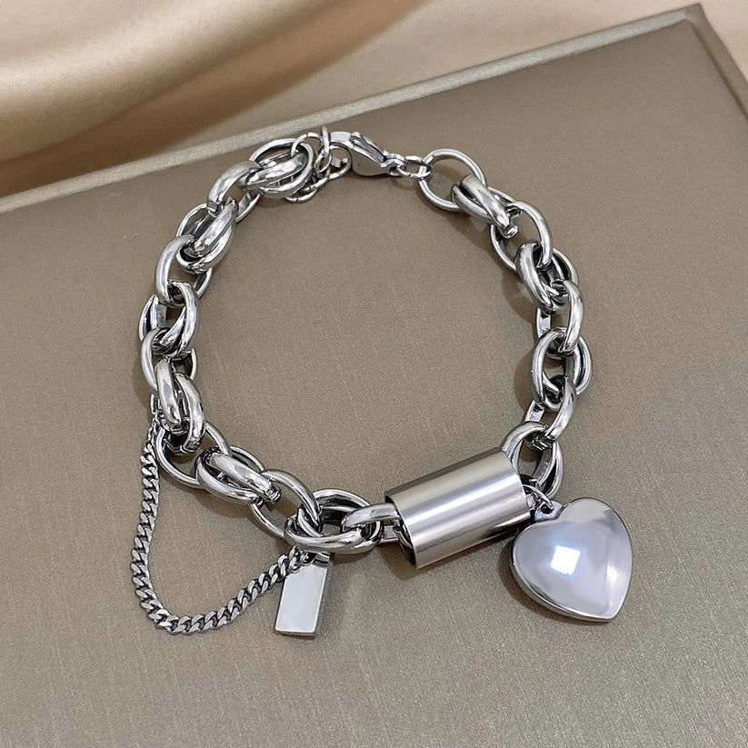 Pulsera Gruesa del Corazón | Oro