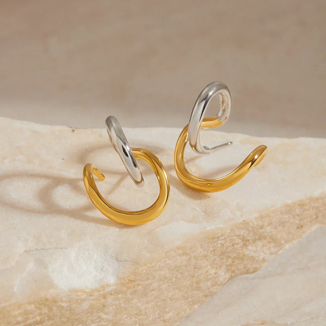 Pendientes Entrelazados Bicolor en Oro