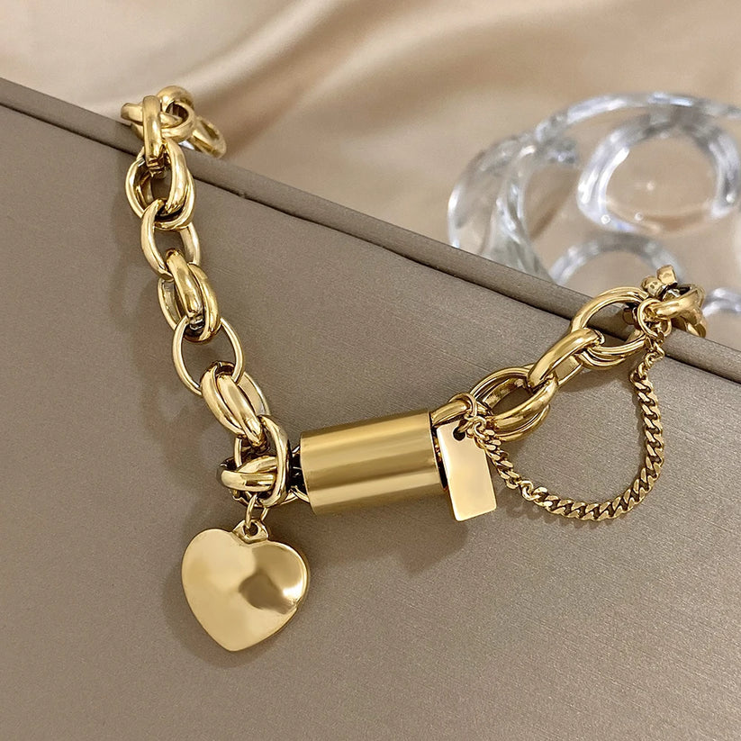 Pulsera gruesa de oro