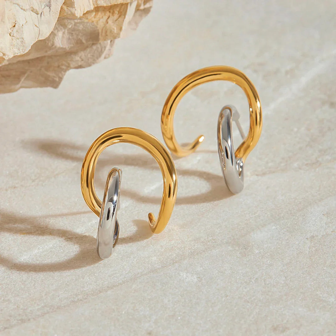 Pendientes Entrelazados Bicolor en Oro