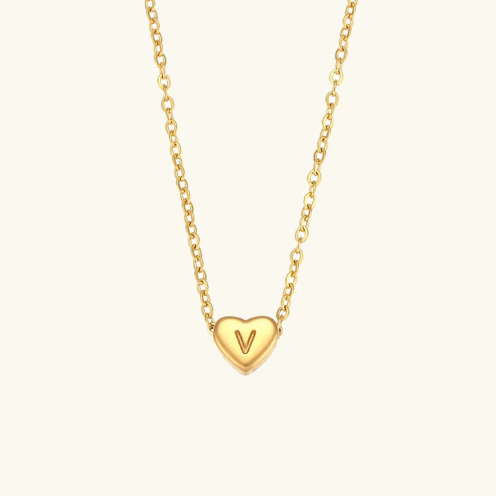 Collar de Oro con Inicial de Corazón