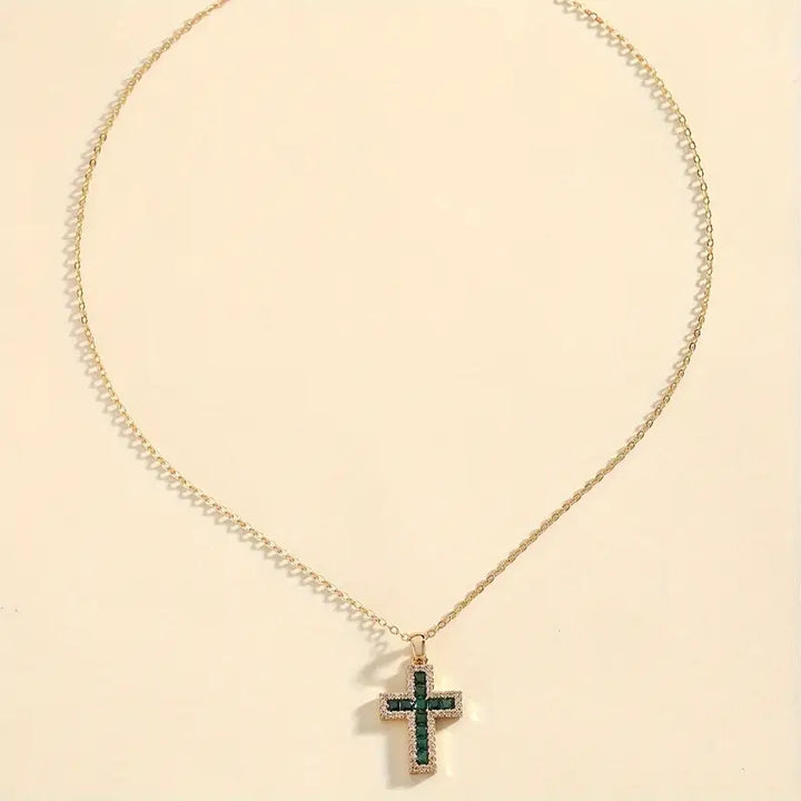 Collar de Oro Cruz Esmeralda Sagrada