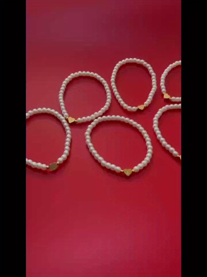 Pulsera Elegante de Corazón con Inicial