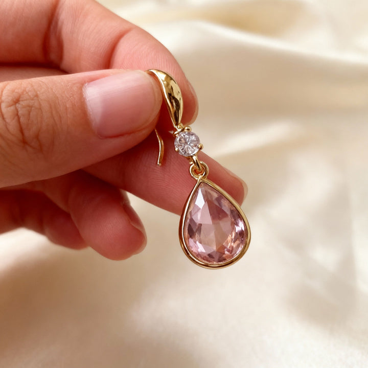 Pendientes vintage con cristal rosa en forma de gota