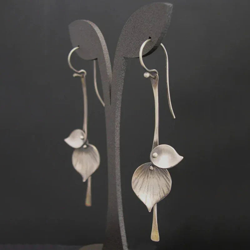 Pendientes vintage con hoja de plata