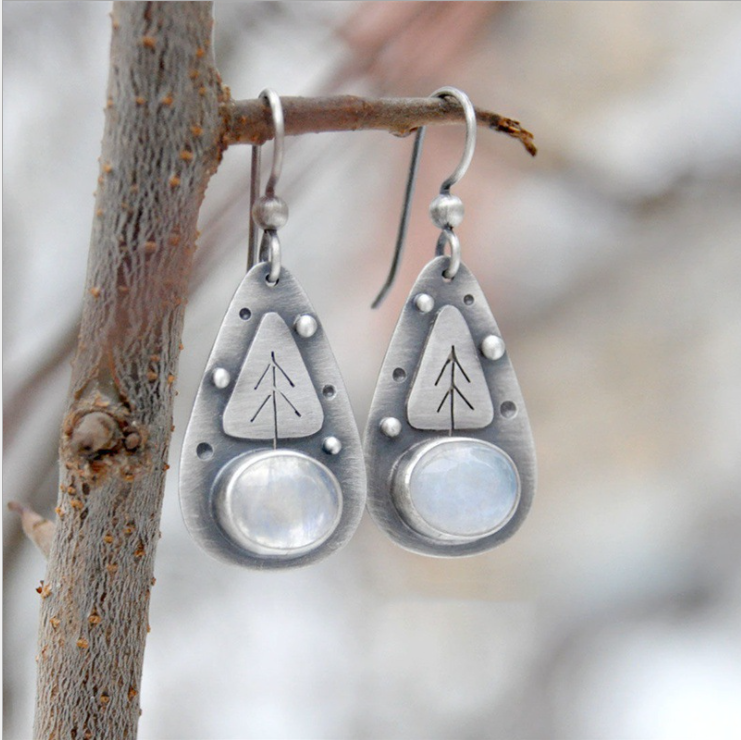 Pendientes de plata con piedra lunar