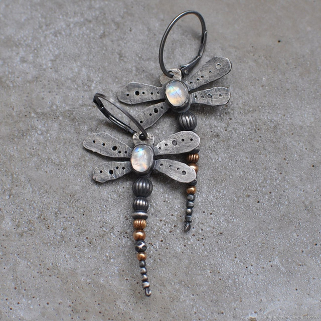Pendientes Dagny con Piedra de Luna