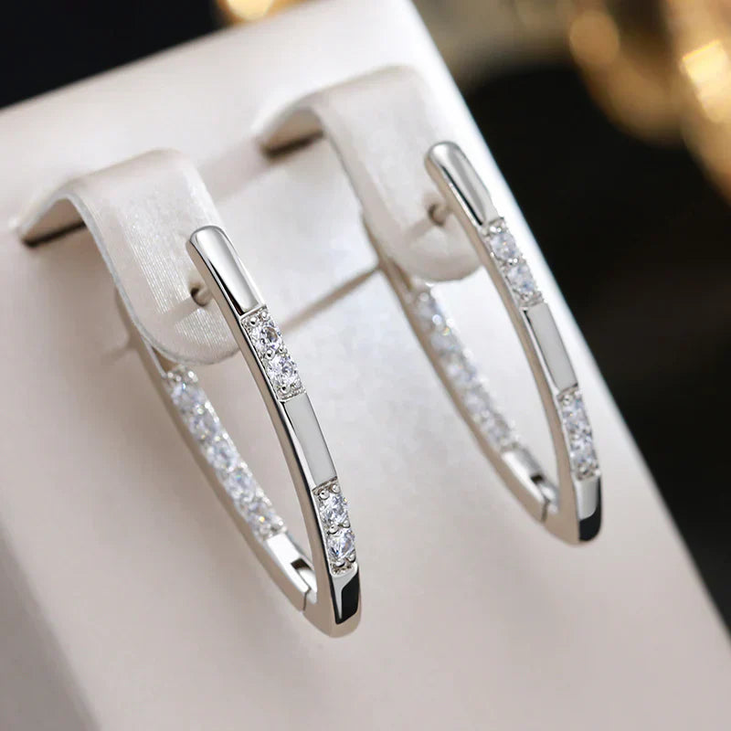 Pendientes Elegantes de Circonia en Oro