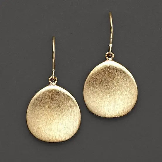 Pendientes vintage con placa dorada