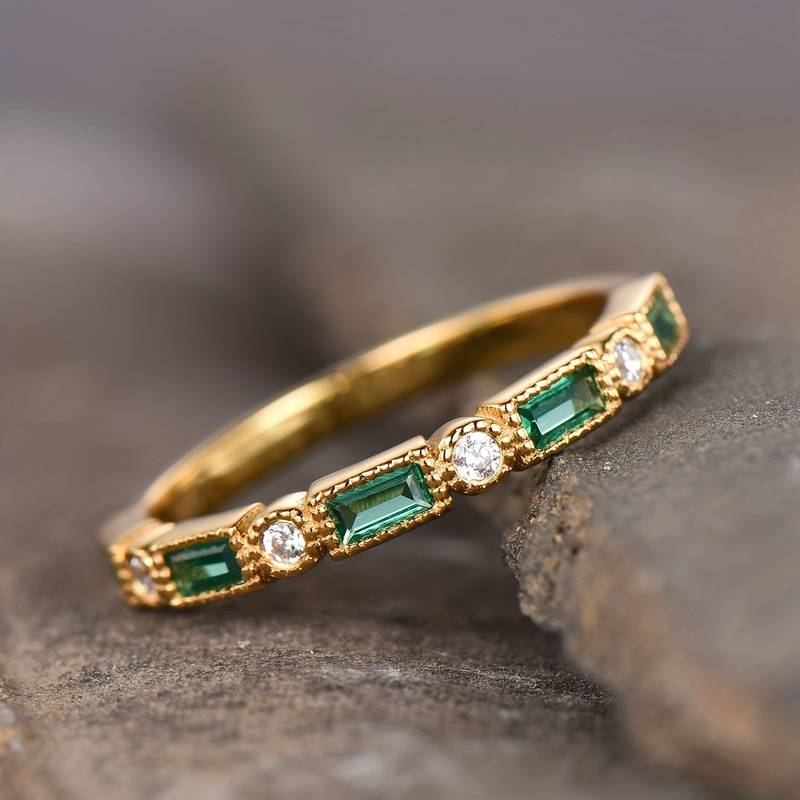 Anillo Vintage con Circonita y Diamantes