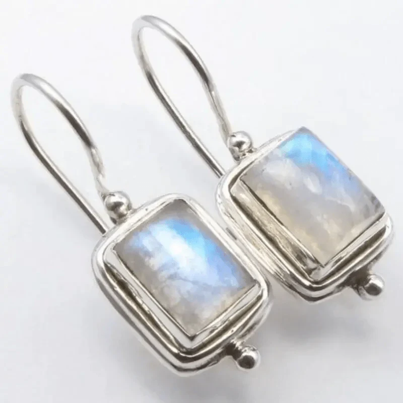 Pendientes Diana con piedras de luna